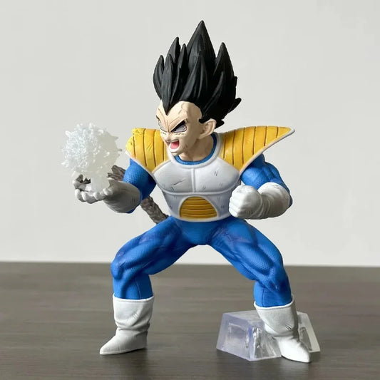 Vegeta Figure with Artificial Moon – 17cm Dragon Ball Z PVC Action Statue